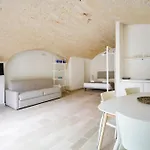 Palazzo Della Torre - Seaview Luxury Historical 公寓式酒店