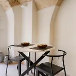 Palazzo Della Torre - Seaview Luxury Historical 公寓式酒店