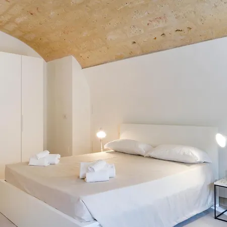 Palazzo Della Torre - Seaview Luxury Historical 3* 巴里