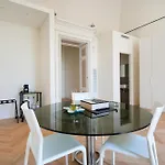شقة فندقية Palazzo Della Torre - Seaview Luxury Historical باري