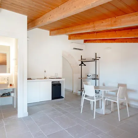 Hotel apartamentowy Palazzo Della Torre - Seaview Luxury Historical