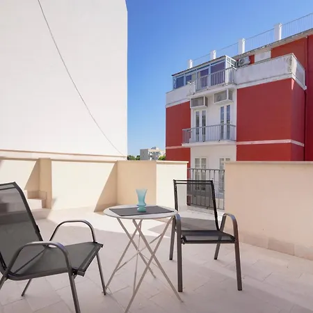 Palazzo Della Torre - Seaview Luxury Historical Hotel apartamentowy