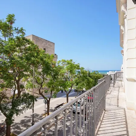 Hotel apartamentowy Palazzo Della Torre - Seaview Luxury Historical 3*