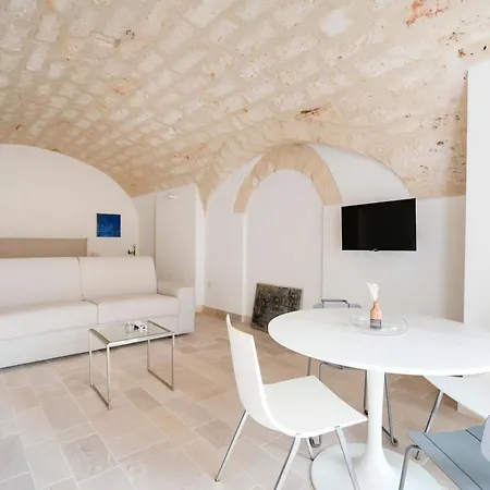 Hotel apartamentowy Palazzo Della Torre - Seaview Luxury Historical 3*