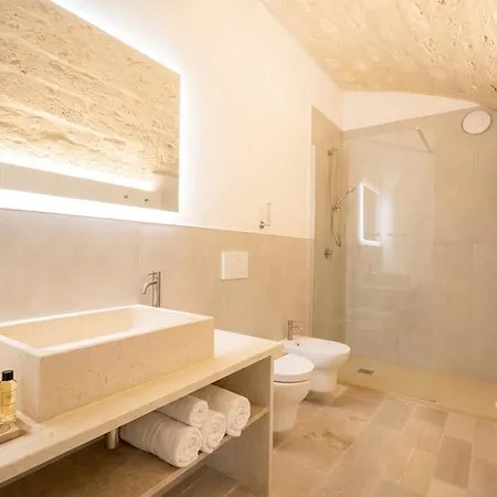Palazzo Della Torre - Seaview Luxury Historical Aparthotel