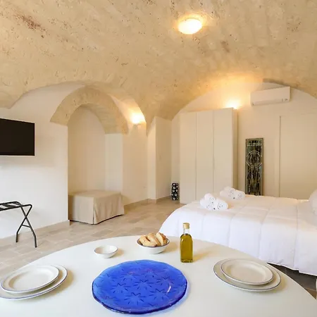 Aparthotel Palazzo Della Torre - Seaview Luxury Historical 3*