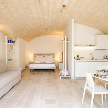 Palazzo Della Torre - Seaview Luxury Historical Bari