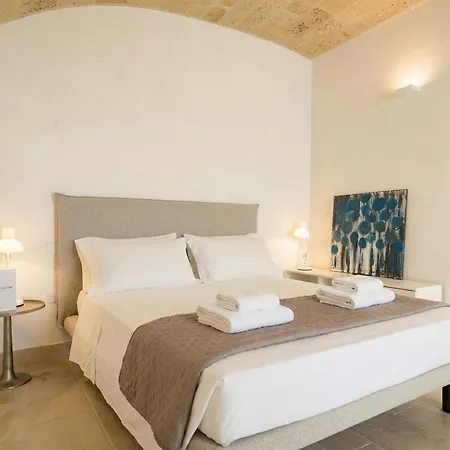 Aparthotel Palazzo Della Torre - Seaview Luxury Historical Bari