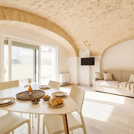 Palazzo Della Torre - Seaview Luxury Historical 3*