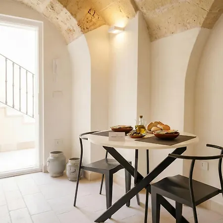 Aparthotel Palazzo Della Torre - Seaview Luxury Historical