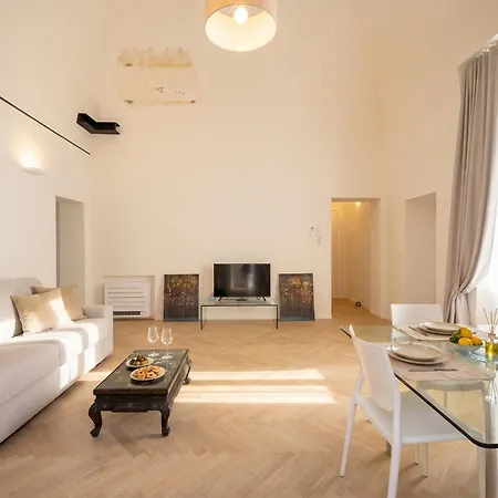 Aparthotel Palazzo Della Torre - Seaview Luxury Historical 3*