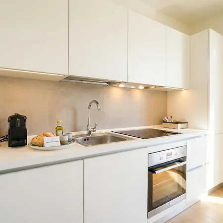 Palazzo Della Torre - Seaview Luxury Historical Aparthotel