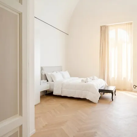 Palazzo Della Torre - Seaview Luxury Historical Aparthotel 3*