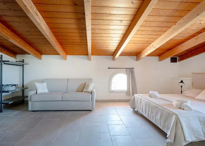 מלון דירות Palazzo Della Torre - Seaview Luxury Historical 3*