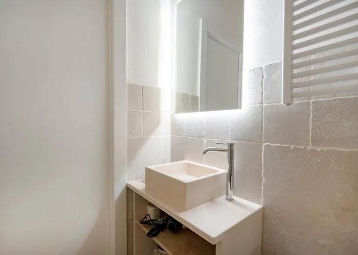 Palazzo Della Torre - Seaview Luxury Historical מלון דירות 3*