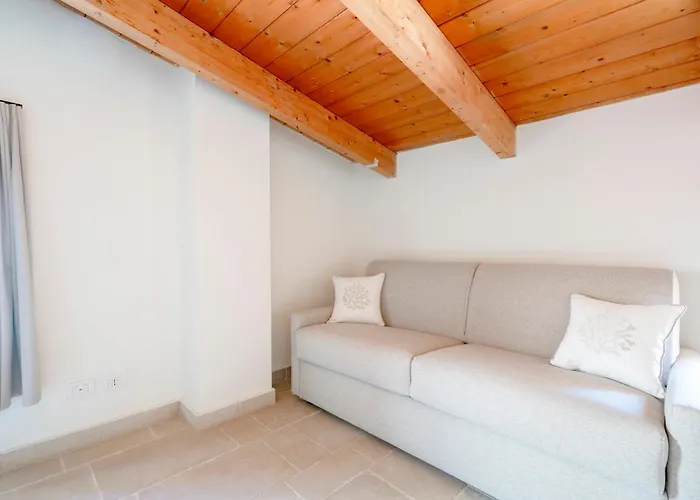 מלון דירות Palazzo Della Torre - Seaview Luxury Historical 3*