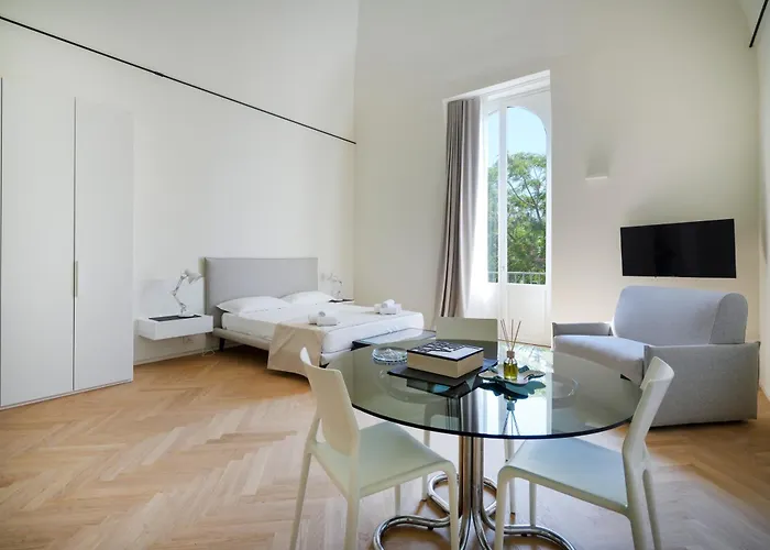 מלון דירות Palazzo Della Torre - Seaview Luxury Historical 3*