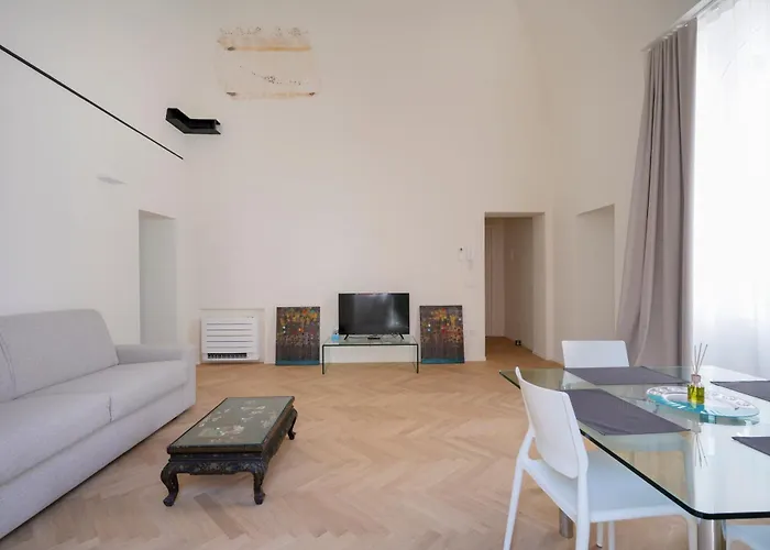 מלון דירות Palazzo Della Torre - Seaview Luxury Historical 3*