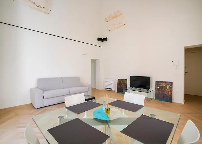 מלון דירות Palazzo Della Torre - Seaview Luxury Historical