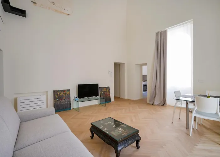 Palazzo Della Torre - Seaview Luxury Historical باري