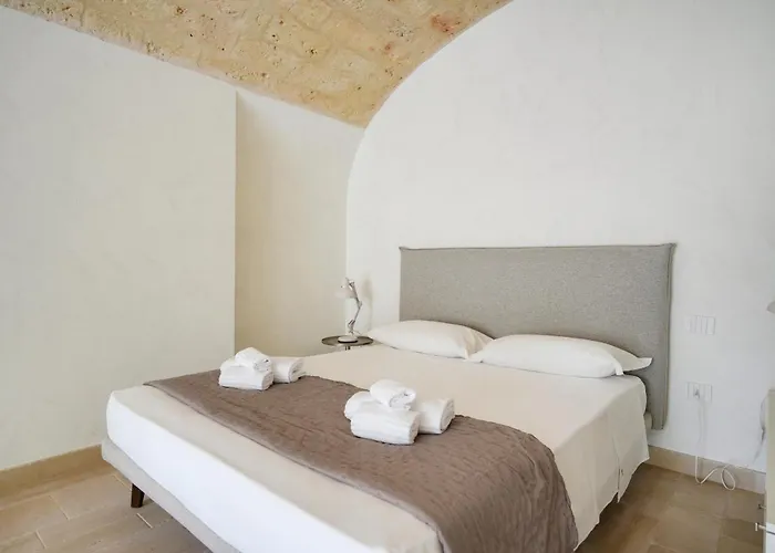 מלון דירות Palazzo Della Torre - Seaview Luxury Historical 3*