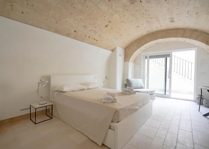 Palazzo Della Torre - Seaview Luxury Historical בארי