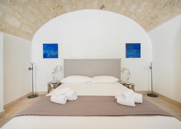 מלון דירות Palazzo Della Torre - Seaview Luxury Historical